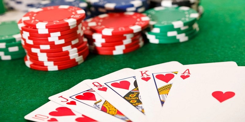 5 lá bài mạnh trong Poker